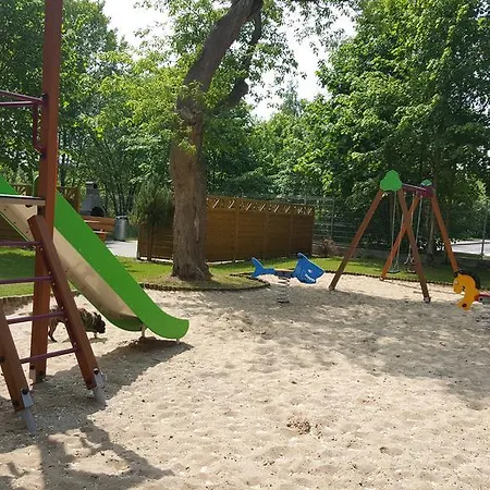 Apartament Wakacyjny Podczele Kolobrzeg Exterior photo
